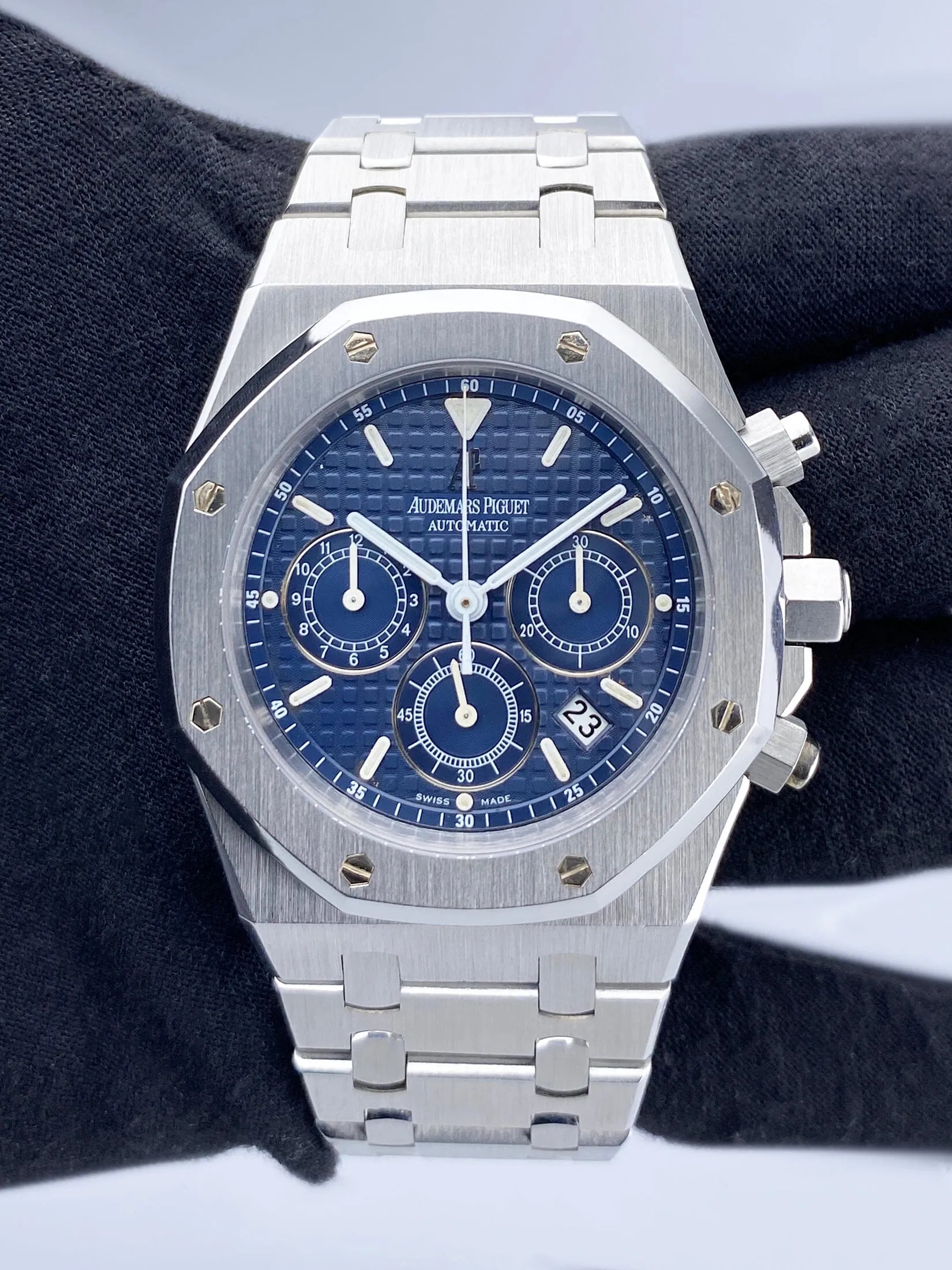 Audemars Piguet Royal Oak 25860ST Blue Dial Mens Watch