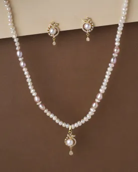 Beautiful Pearl Necklace Set