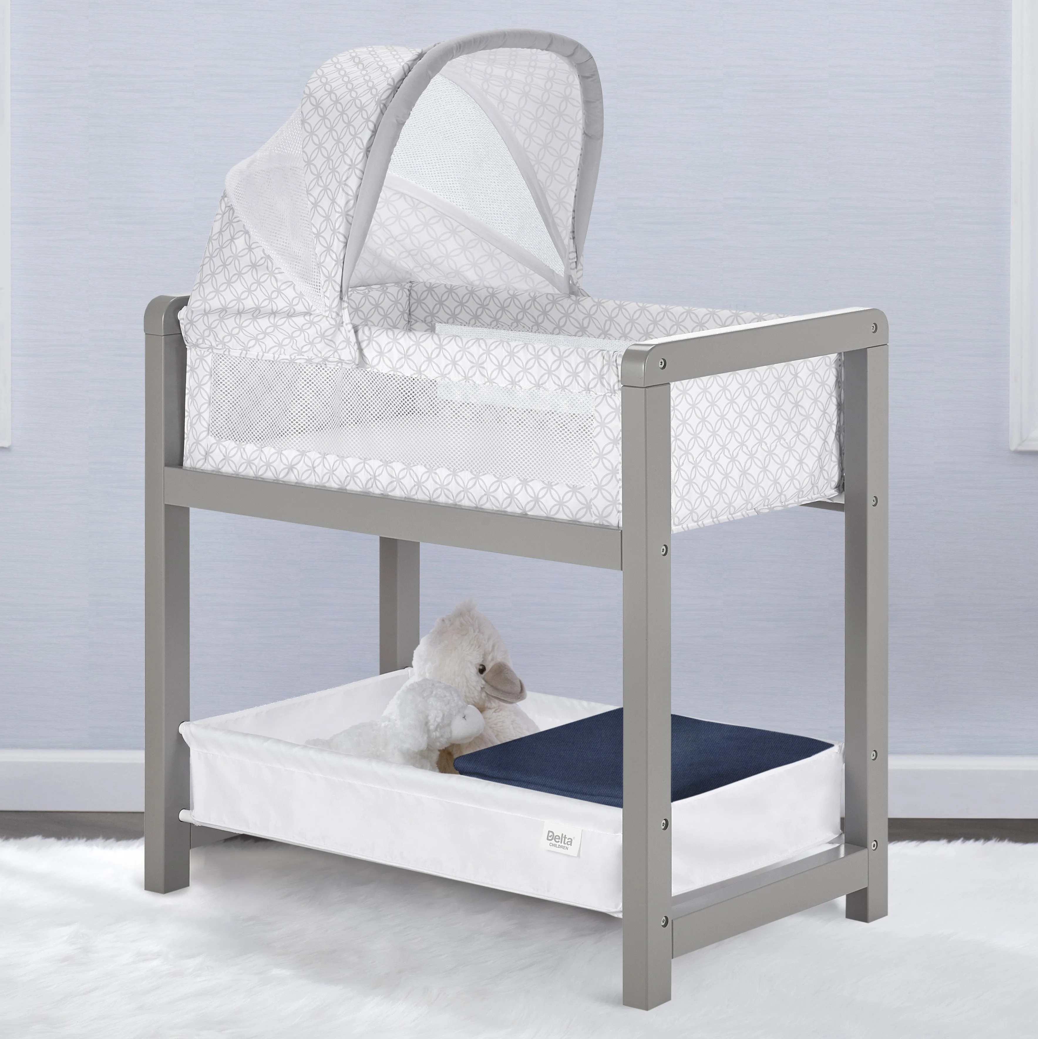 Classic Deluxe Wood Bedside Bassinet Sleeper