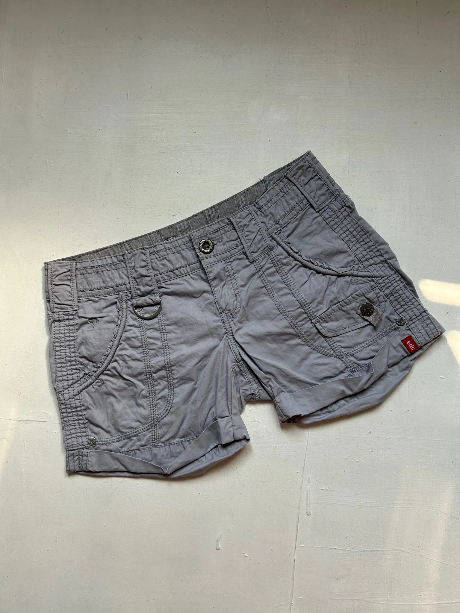 Grey low rise mini cargo short (XS)