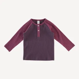 long sleeve baseball henley tee | raisin | classic rib