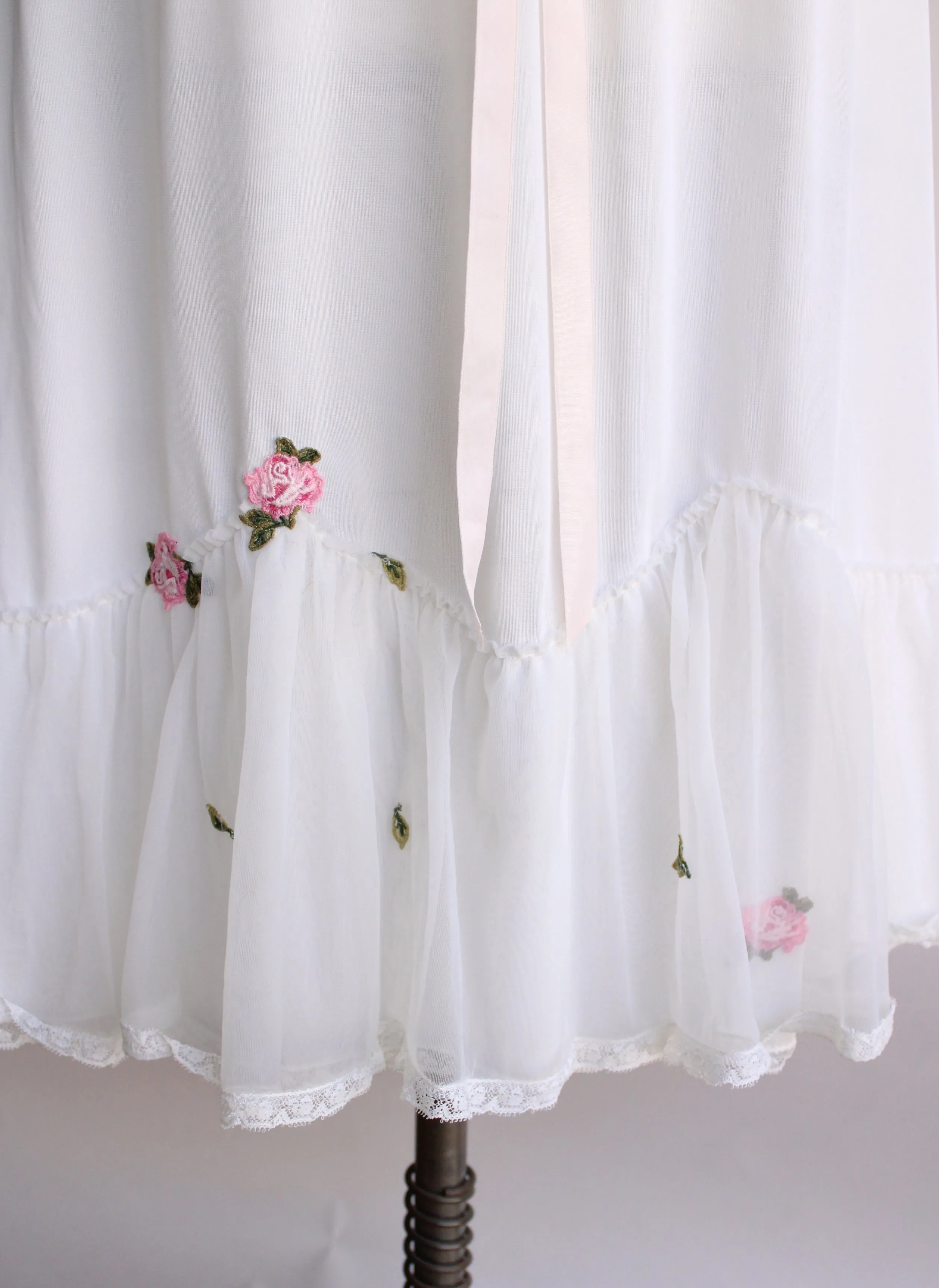 Vintage 1950s Laros White Nightgown with Pink Flowers