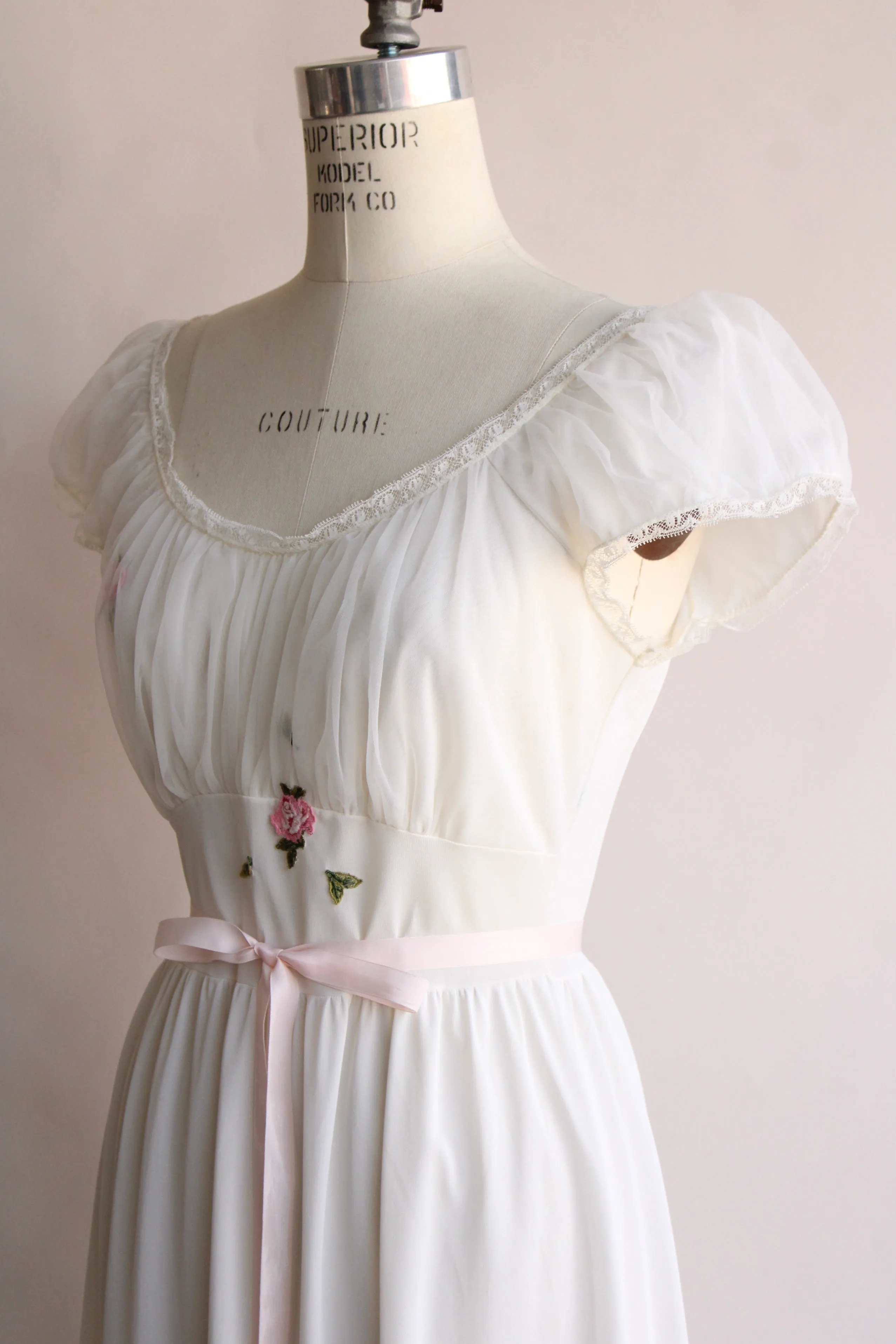 Vintage 1950s Laros White Nightgown with Pink Flowers