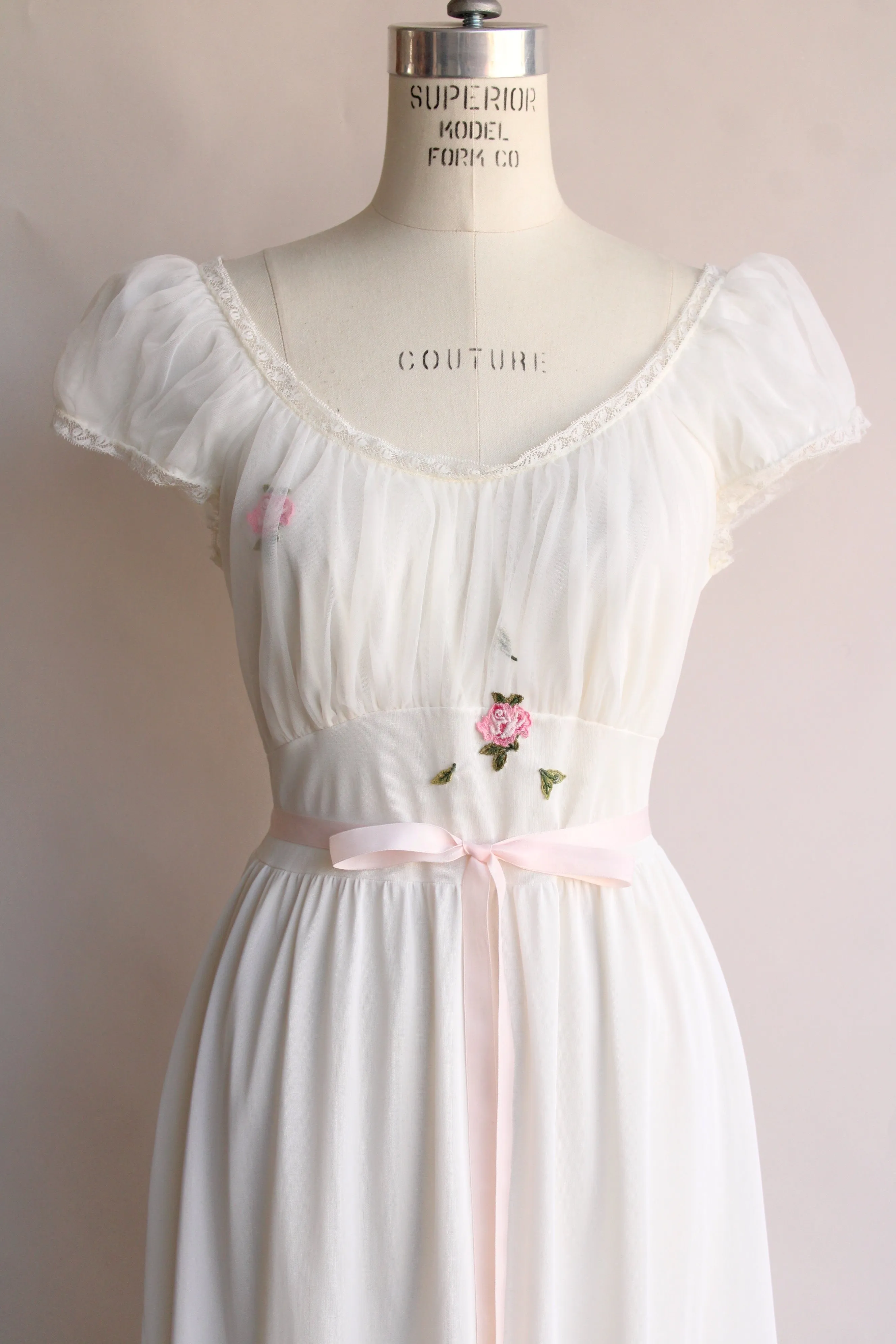 Vintage 1950s Laros White Nightgown with Pink Flowers